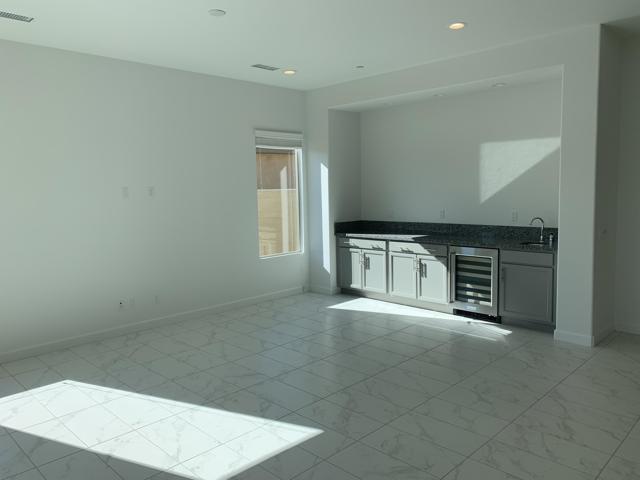 39 Cabernet, Rancho Mirage CA: https://media.crmls.org/mediaz/996ac3c7-6718-43fe-9f1b-ad18011aa80c.jpg