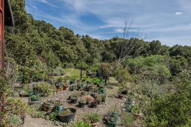 640 Los Trancos Road,  CA: https://media.crmls.org/mediaz/996c7061-f363-4eb6-bc9f-80e671819f60.jpg