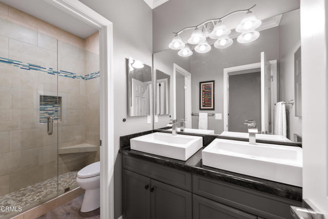 321 Town Forest Court, Camarillo CA: https://media.crmls.org/mediaz/996c7811-d8a0-40e9-b46d-0ae91530b6c4.jpg