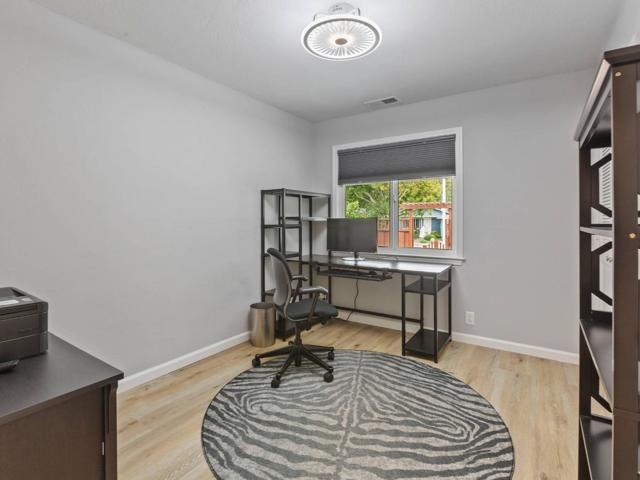 1415 LInda Mar Boulevard, Pacifica CA: https://media.crmls.org/mediaz/996d34d1-26ba-4eea-898b-4dfc5c86a21a.jpg