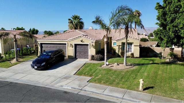 81118 Pindo Drive, Indio CA: https://media.crmls.org/mediaz/996dc8e1-ed9e-4782-8d39-83bd741bc694.jpg