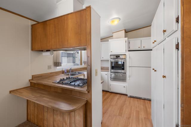 9255 N Magnolia Avenue, Santee CA: https://media.crmls.org/mediaz/996dd6ea-ba64-4cd2-a18f-48072dc7cc4f.jpg