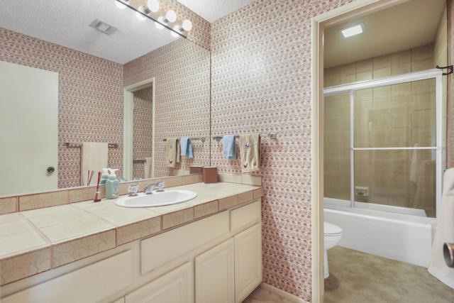 43081 Port Maria Road, Bermuda Dunes CA: https://media.crmls.org/mediaz/99701051-08bd-4ee7-907d-23ea93945a1a.jpg