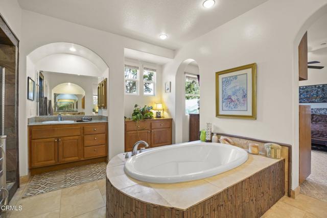 Detail Gallery Image 7 of 11 For 3205 Dove Canyon Dr, Oxnard,  CA 93036 - 5 Beds | 3/1 Baths