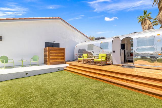 73298 Buckboard Trail Trail, Palm Desert CA: https://media.crmls.org/mediaz/9972b623-164e-4c08-9d71-078ee562834b.jpg