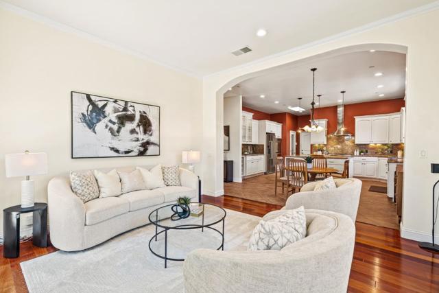 34150 Cartwright Place, Fremont CA: https://media.crmls.org/mediaz/99746a8a-b6ad-4076-94d1-ebad392f3746.jpg