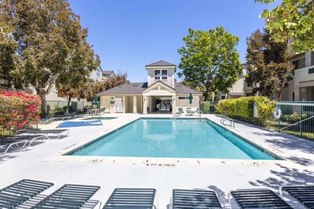 2309 Hastings Shore Lane, Redwood City CA: https://media.crmls.org/mediaz/9974851f-4d37-4122-8c32-6fd2bd811cf3.jpg