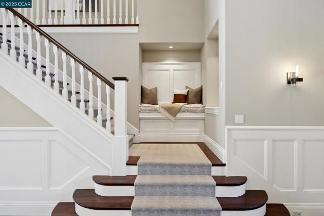 3656 Old Blackhawk Rd, Danville CA: https://media.crmls.org/mediaz/9975d3cd-5a27-4111-910c-d18f4034679f.jpg