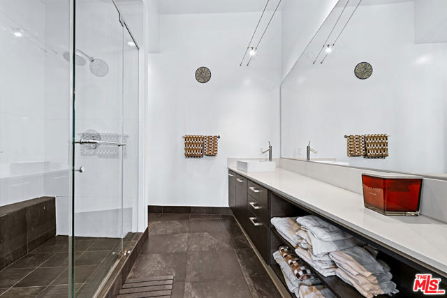 13320 Beach Avenue, 203 photo 5