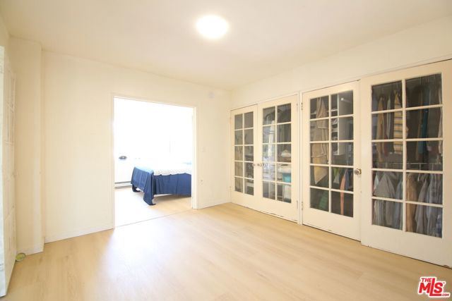 1028 N Hayworth Avenue, West Hollywood CA: https://media.crmls.org/mediaz/9976440a-f7f3-4d14-9d23-a775f9bc902e.jpg
