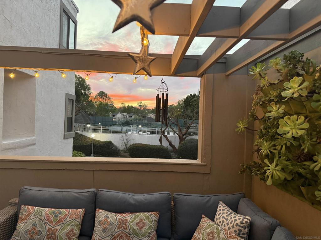 8490 Via Sonoma - photo 18