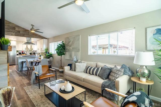 3721 Chamoune, San Diego CA: https://media.crmls.org/mediaz/9976dc7a-d521-40bb-bc18-80a1e8726160.jpg