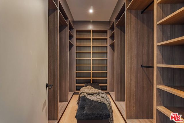 919 1/2 Hilldale Avenue, West Hollywood CA: https://media.crmls.org/mediaz/9976fdb1-32d9-43e7-9cd9-bdad71848c92.jpg