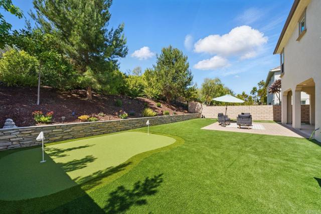 13560 Tierra Vista Circle, San Diego CA: https://media.crmls.org/mediaz/997894c4-a341-48ee-a881-ee9e7c83bc39.jpg