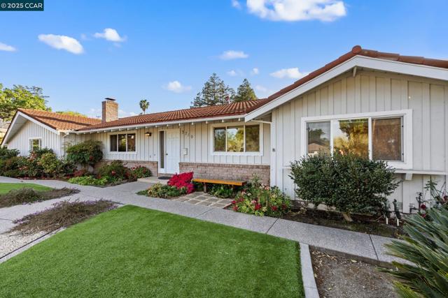 3710 Northridge Dr, Concord CA: https://media.crmls.org/mediaz/9979439b-e7e8-4d6a-8070-d62334997347.jpg