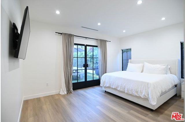 1430 Stearns Drive, Los Angeles CA: https://media.crmls.org/mediaz/9979da6e-9d27-40c3-b9e8-f19fa13d5f51.jpg