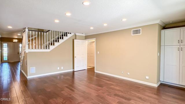 Detail Gallery Image 9 of 37 For 209 San Miguel Rd, Pasadena,  CA 91105 - 4 Beds | 3 Baths