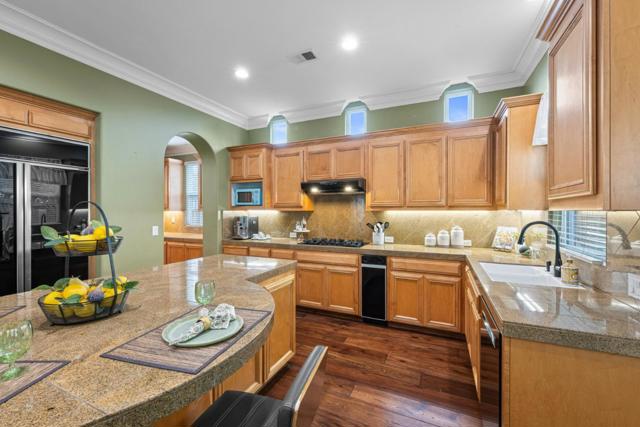 2555 Muirfield Way, Gilroy CA: https://media.crmls.org/mediaz/997acde4-b610-44f0-b53d-93ca09c3aa01.jpg