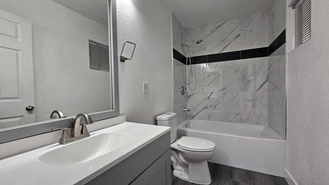 68520 Hermosillo Road, Cathedral City CA: https://media.crmls.org/mediaz/997b37f6-760e-4a11-b776-5f5d20fe202b.jpg