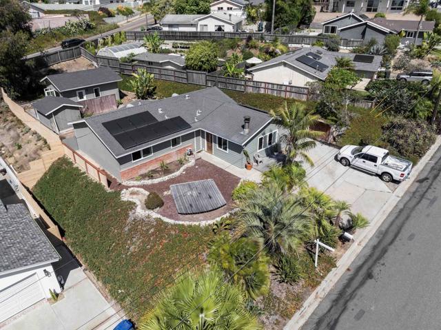 948 Emma Dr., Cardiff by the Sea CA: https://media.crmls.org/mediaz/997bf167-86b4-4321-919f-f3b94710360c.jpg