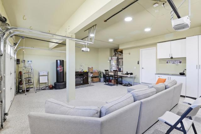 4168 Pinot Gris Way, San Jose CA: https://media.crmls.org/mediaz/997c411a-d96b-4144-aff3-ae4081250fd8.jpg