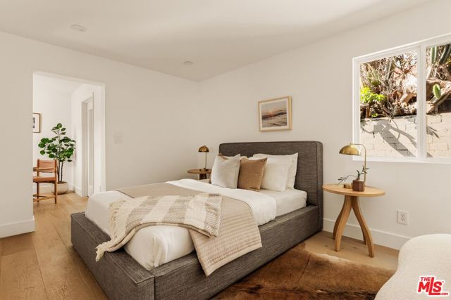 4626 Berryman Avenue, Culver City CA: https://media.crmls.org/mediaz/997dac5d-5bf7-4b07-8e85-fe898111664e.jpg