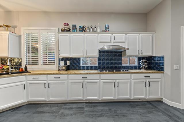 74075 W Petunia Place, Palm Desert, CA 92211