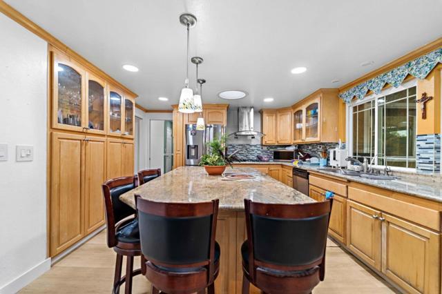 3328 Arqueado Drive, San Jose CA: https://media.crmls.org/mediaz/997f9c65-340c-4e3f-a854-8b0cc8102106.jpg