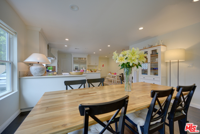 Image 15 of 41 For 2241 Beverly Drive