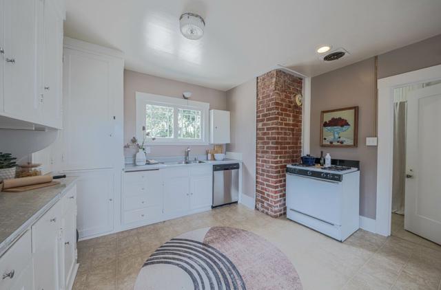 851 Bayview Avenue, Pacific Grove CA: https://media.crmls.org/mediaz/998004f8-5335-4497-8ca1-48ccc29e80ea.jpg