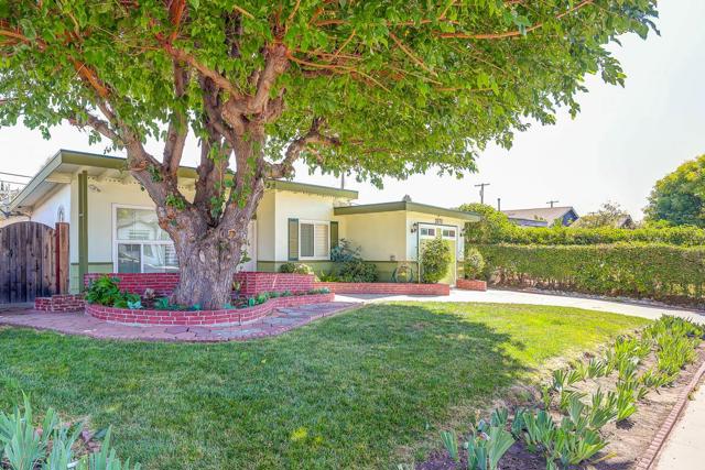 2075 Monroe Street, Santa Clara CA: https://media.crmls.org/mediaz/998044ec-a81d-4b48-8826-f18ffee89011.jpg