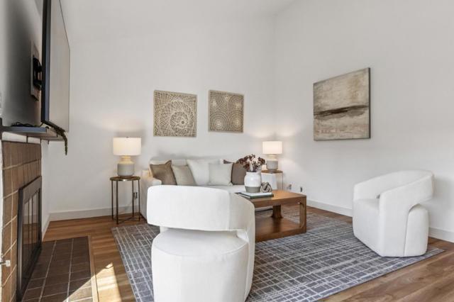 803 Peary Lane, Foster City CA: https://media.crmls.org/mediaz/998138b5-4e5c-49d4-a89a-3dc2674e508f.jpg