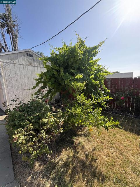 2765 Tuolumne Street, Vallejo CA: https://media.crmls.org/mediaz/99821d00-201d-42df-9d9a-d77010ae4377.jpg
