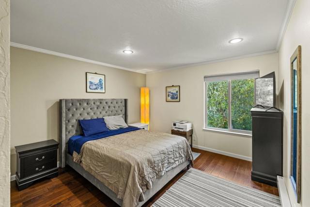 3309 Golden Oaks Lane, Monterey CA: https://media.crmls.org/mediaz/99822f10-3cc3-4e4a-ab3e-e1082f5ee3a1.jpg