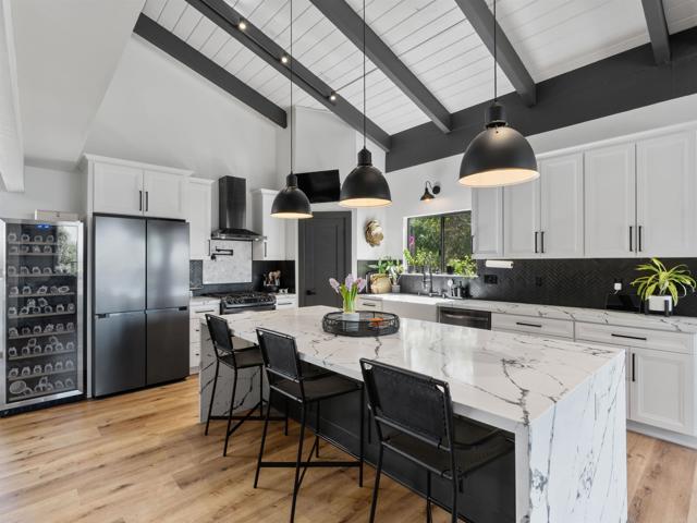 20790 Fortuna Del Norte, Escondido CA: https://media.crmls.org/mediaz/99823ea0-fa33-44e5-ae83-3980a8b8109a.jpg