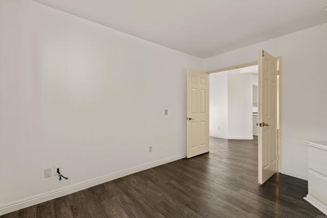 1349 Via Firenze, San Marcos CA: https://media.crmls.org/mediaz/9982afaf-574f-44f8-8a12-fe7b88ea2603.jpg