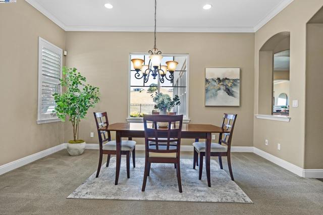 1359 Monterosso St, Danville CA: https://media.crmls.org/mediaz/99830e8a-6922-4955-be12-b2f2b7808aad.jpg