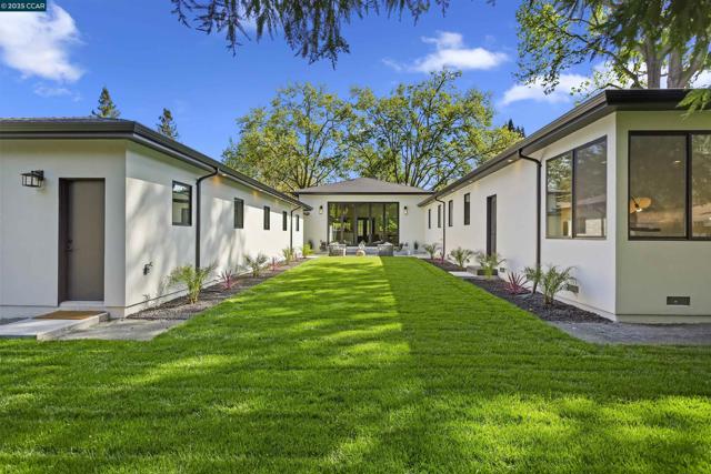 2559 Romley Ln, Alamo CA: https://media.crmls.org/mediaz/998420fb-b2a2-4628-994e-d3c75bfc59a5.jpg