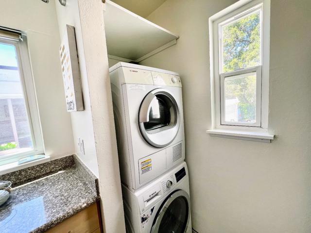 1919 Alameda De Las Pulgas, San Mateo CA: https://media.crmls.org/mediaz/9984b0d0-3aaa-4e0f-896c-e86b75b6cc37.jpg