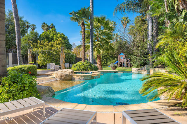 Detail Gallery Image 24 of 40 For 19443 Hatteras St, Los Angeles,  CA 91356 - 4 Beds | 4 Baths