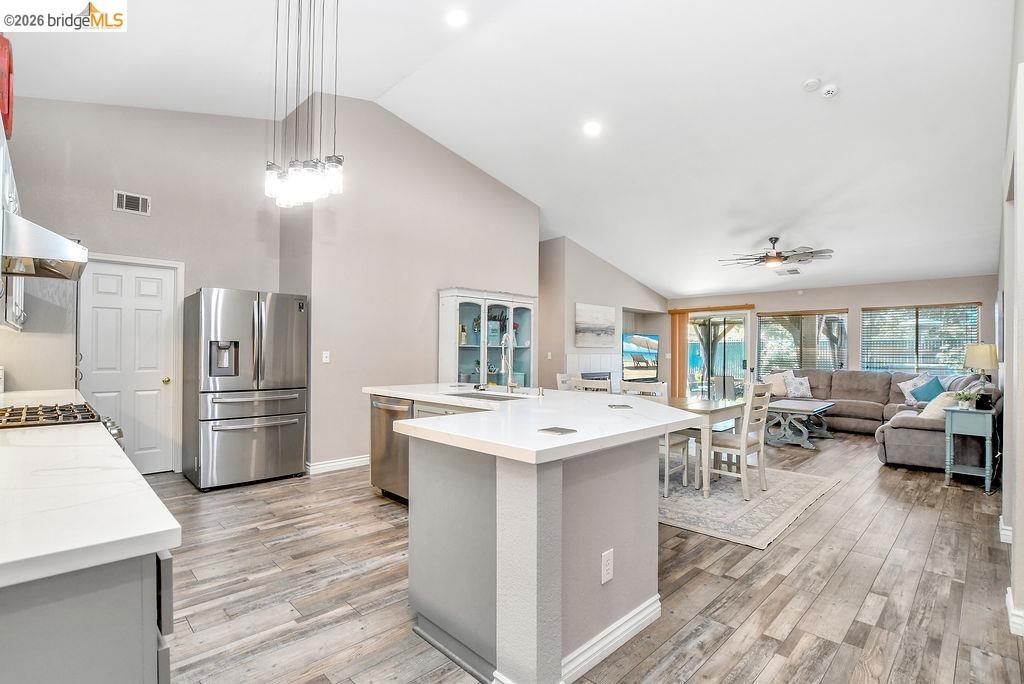 1129 Prewett Ranch Dr