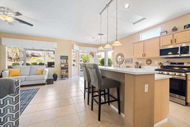 37261 Medjool Avenue, Palm Desert CA: https://media.crmls.org/mediaz/9986de48-1201-497c-b6c8-30a8f9c0a786.jpg