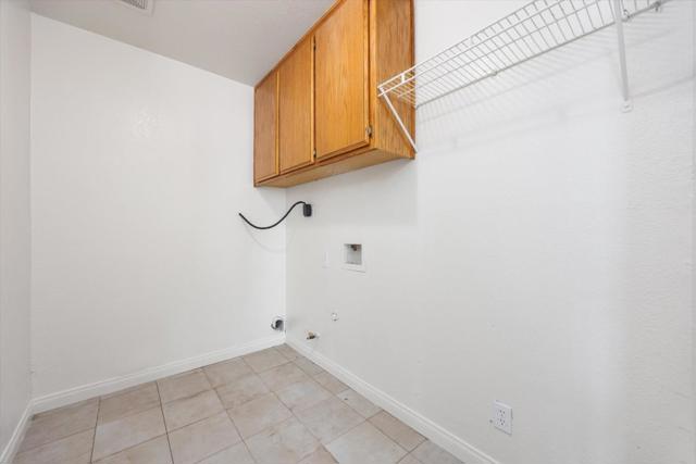 132 Center, Taft CA: https://media.crmls.org/mediaz/99876082-b716-42c8-9646-eed141bbbcec.jpg
