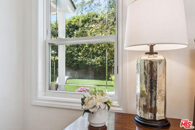 14741 Killion Street, Sherman Oaks CA: https://media.crmls.org/mediaz/9988f6f7-c77e-4752-a387-58b6e971f31e.jpg