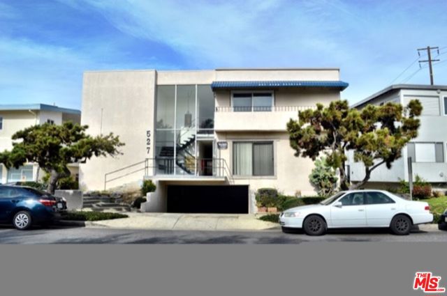 527 Avenue G B, Redondo Beach, California 90277, 1 Bedroom Bedrooms, ,1 BathroomBathrooms,For Rent,Avenue G,21783784