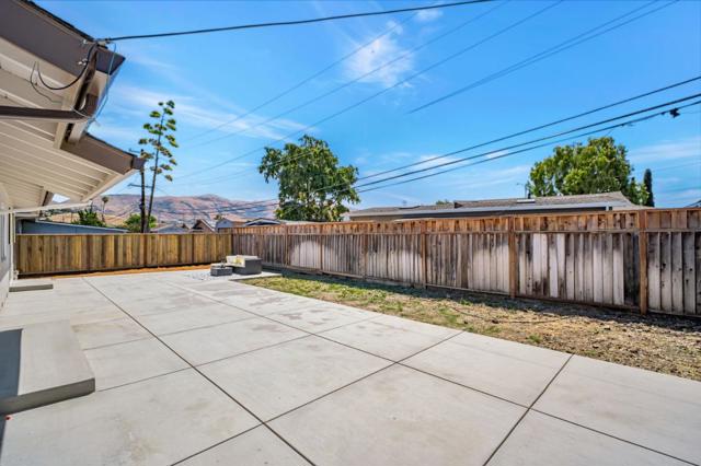 3680 Norfolk Road, Fremont CA: https://media.crmls.org/mediaz/998a08ed-c056-44c4-a036-ae09a40a77b1.jpg