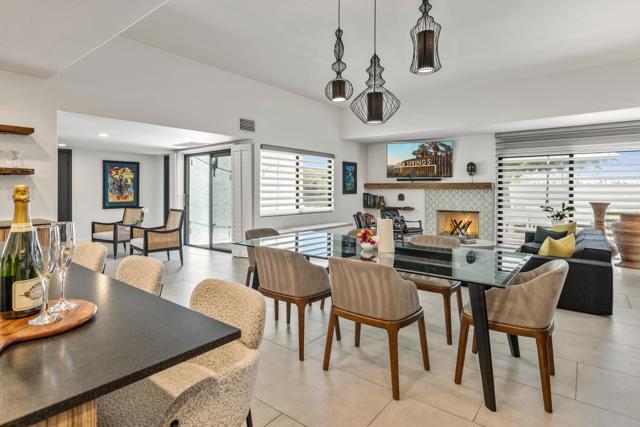 6250 N Paseo De La Palma, Palm Springs CA: https://media.crmls.org/mediaz/998c7ee3-66a4-4dd6-bcf1-39557cd30ae3.jpg