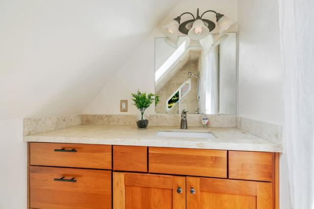411 Hecker Pass Road, Watsonville CA: https://media.crmls.org/mediaz/998d07b2-5498-4be3-aa5a-9de88abd485c.jpg