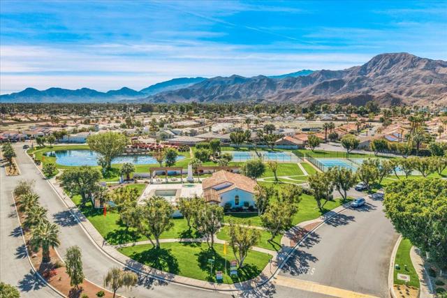 36429 Las Begonias, Cathedral City CA: https://media.crmls.org/mediaz/998eb666-0c7b-48be-a8bb-57340f56c6da.jpg