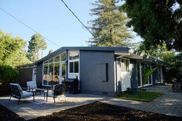 795 E Charleston Road, Palo Alto CA: https://media.crmls.org/mediaz/998ee31b-364c-46aa-b823-0cc2e783cd68.jpg